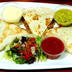 Quesadilla de pollo o cerdo